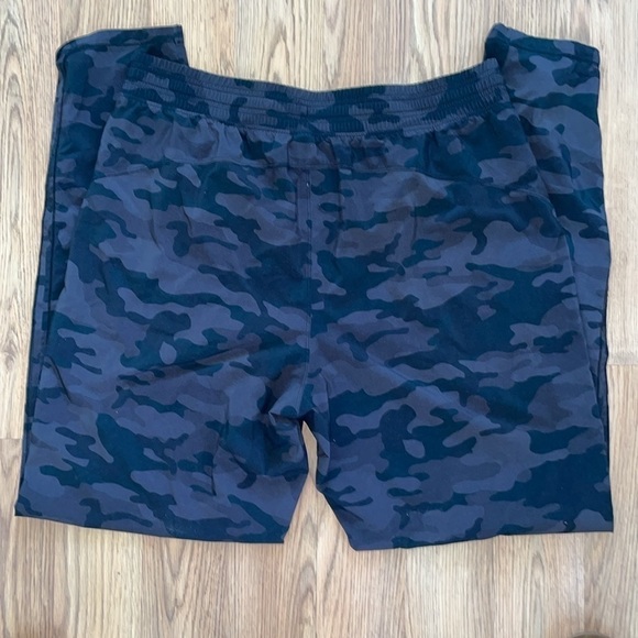 Gap fit runaround joggers - Picture 4 of 6